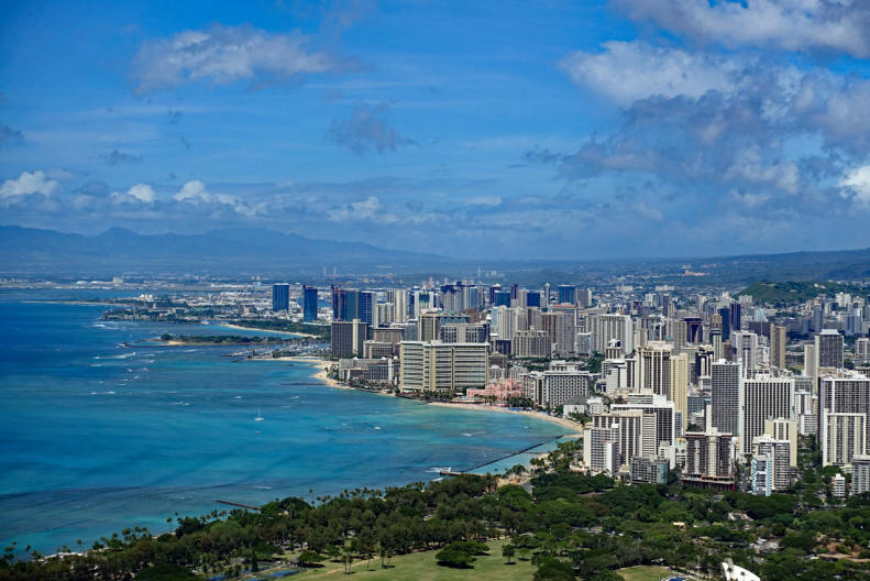 Blick auf Waikiki vom Diamond Head aus