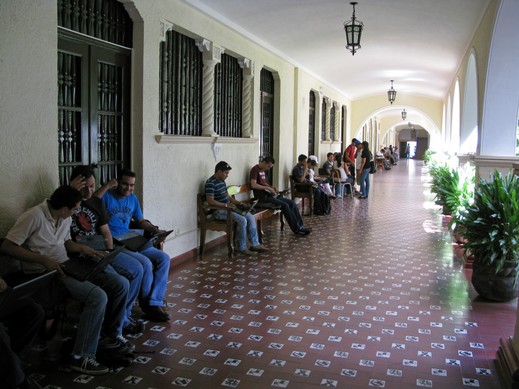 Gang in der Universität León